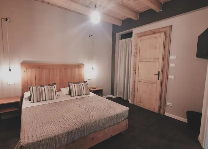 Πανσιόν Bardoliners 4*